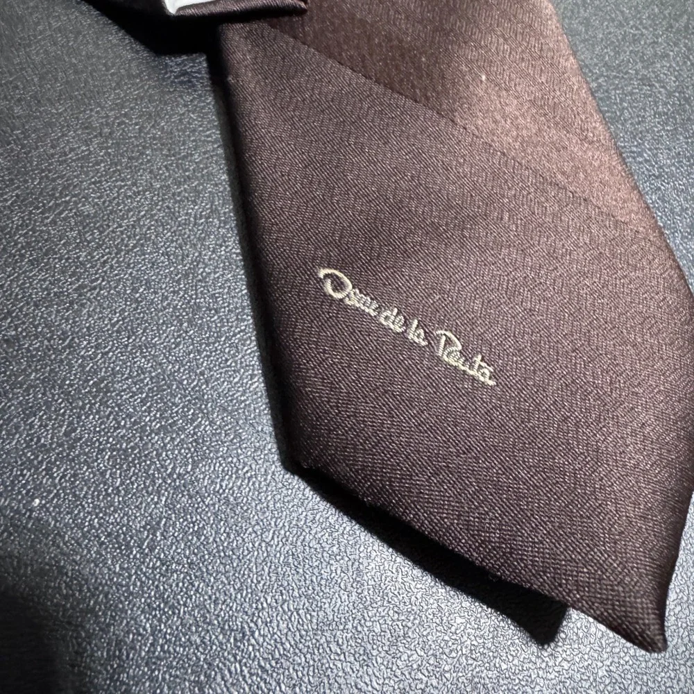 Oscar de la Renta Necktie Mens OS Brown Tonal Stripe Silk Classic Formal Tie